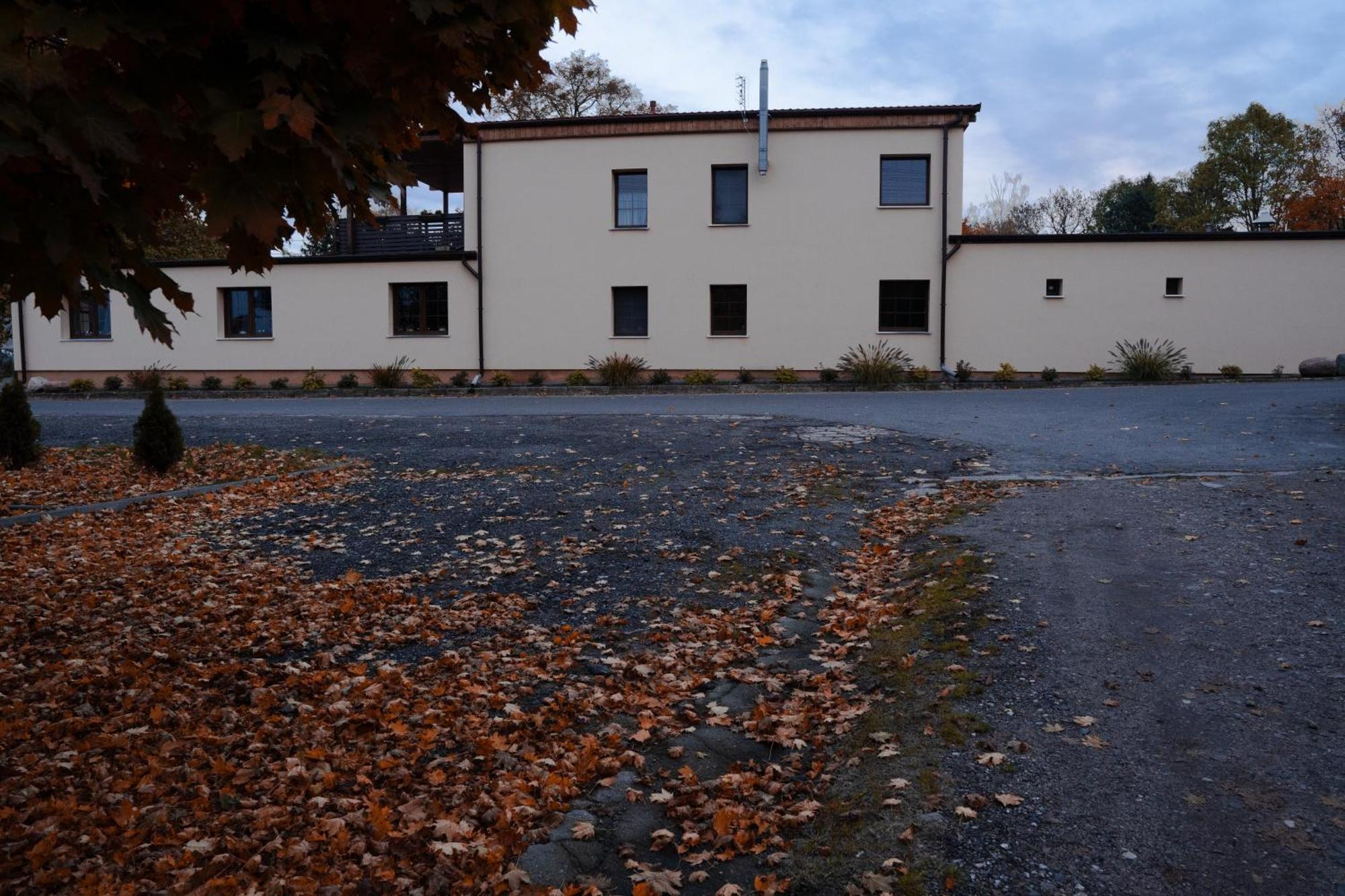 Uroczysko Olesnica Bed & Breakfast Chodziez Luaran gambar